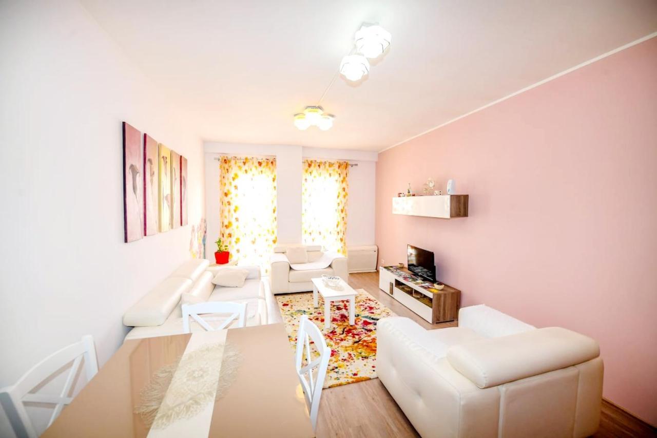 Happy Stories' Apartment In City Centre Shkodra Exterior foto